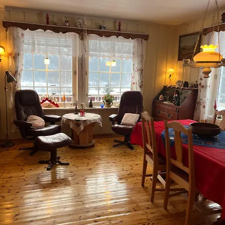 Bestemorhuset Nyaraló